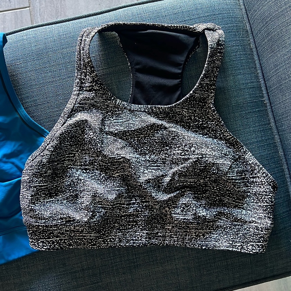 Worn with love - Lululemon size 10 - 4 sports bras (no padding included)